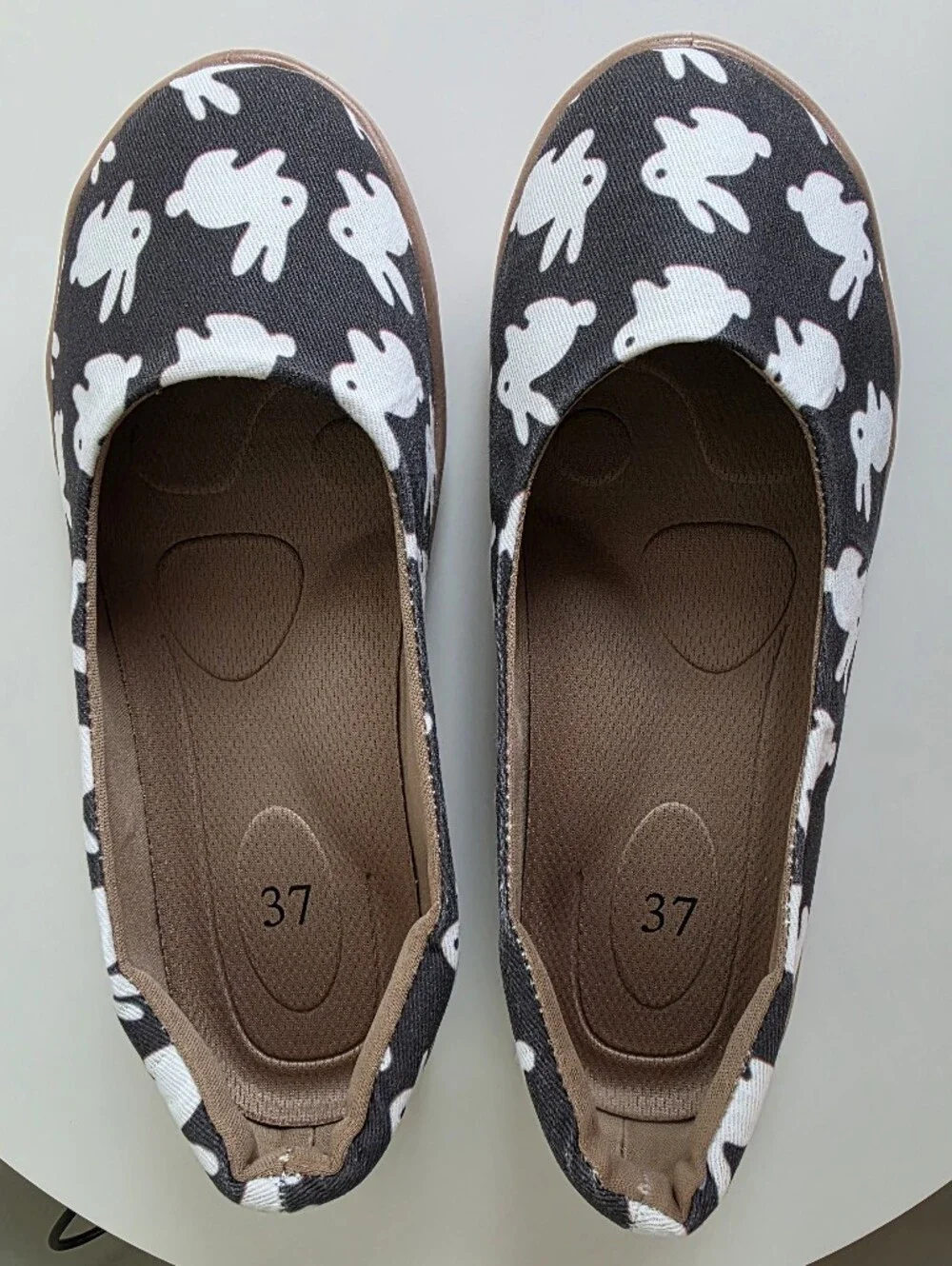 ​Cute Rabbit Bunny Print Slip On Canvas Flat Shoes Black White EU 37 / US 6.5-7